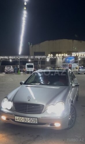 Mercedes C 200-2