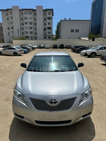 Toyota Camry-1