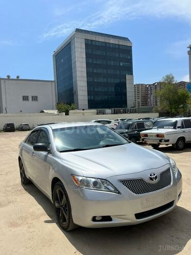 Toyota Camry-3