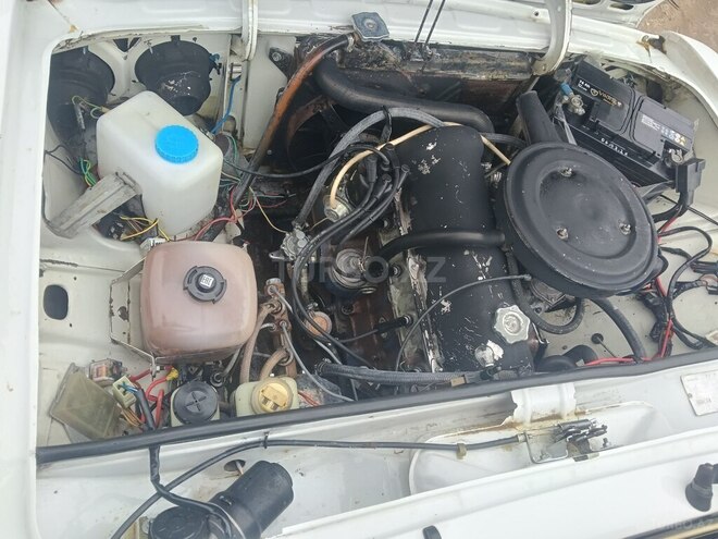 LADA (VAZ) 2106-7
