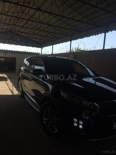 Kia Sorento-9
