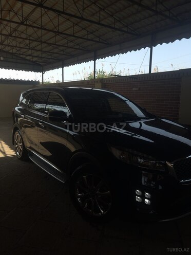 Kia Sorento-10