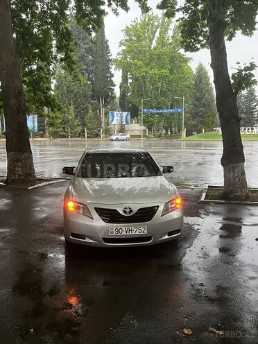 Toyota Camry-1