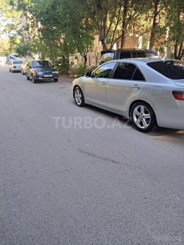 Toyota Camry-3