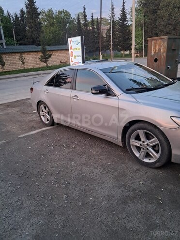 Toyota Camry-6