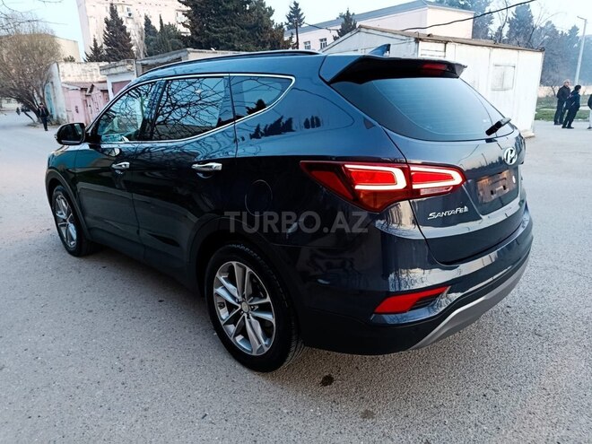 Hyundai Santa Fe-6