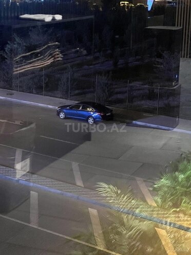 Hyundai Sonata-2