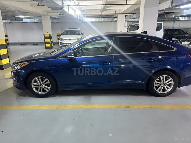 Hyundai Sonata-15