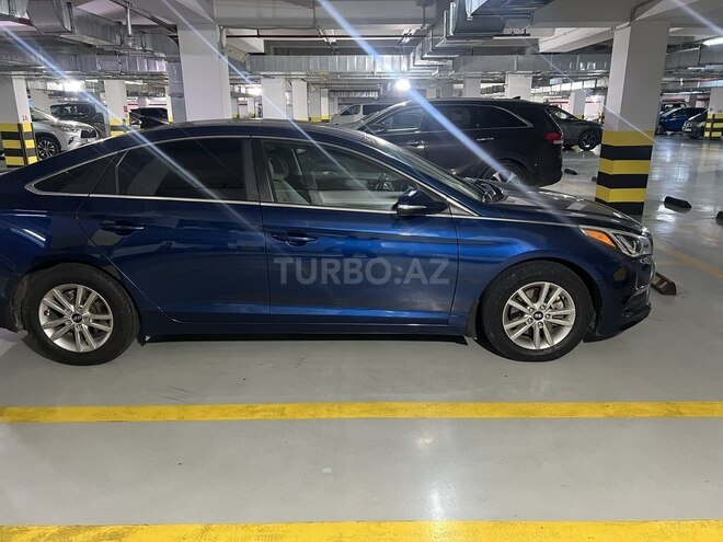 Hyundai Sonata-14
