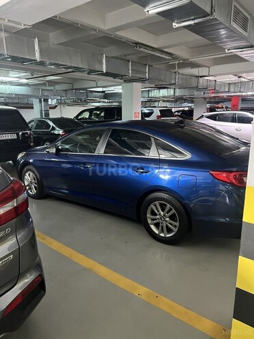 Hyundai Sonata-6
