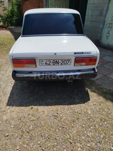 LADA (VAZ) 2107-4