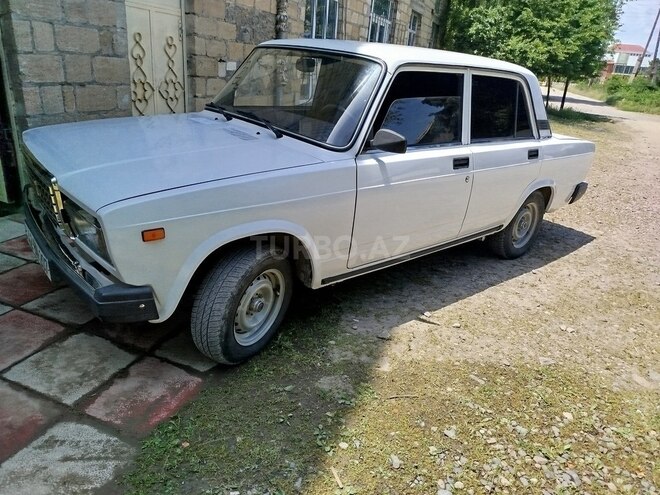 LADA (VAZ) 2107-5