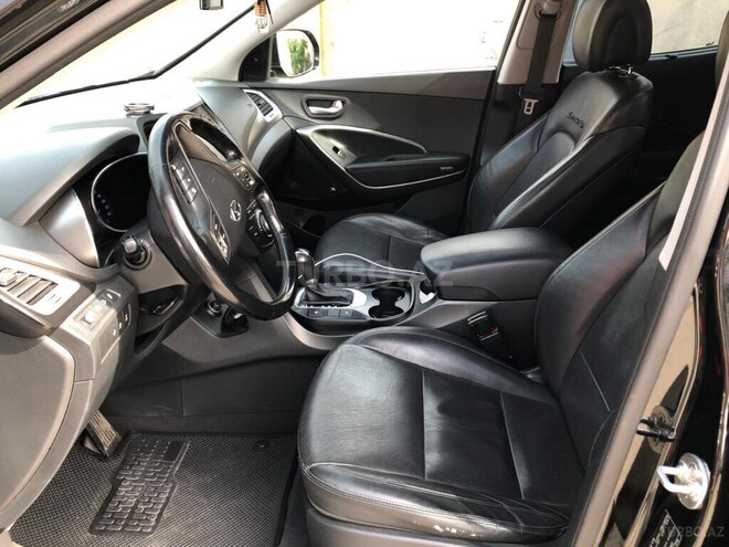 Hyundai Santa Fe-5
