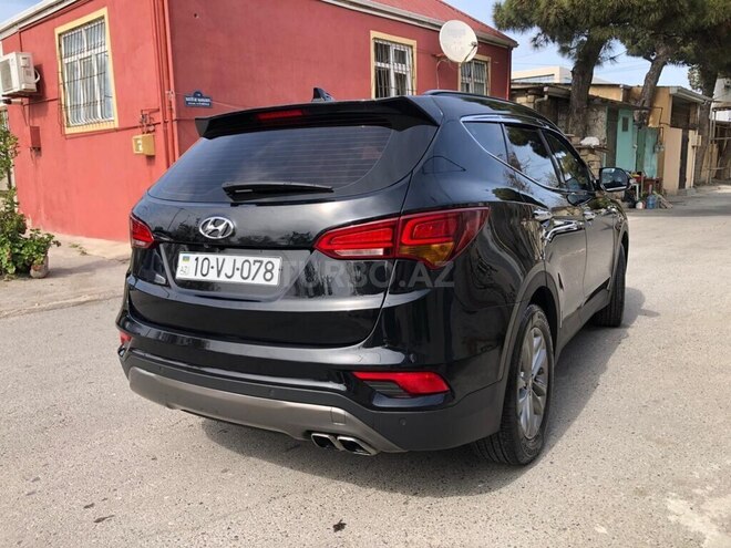 Hyundai Santa Fe-19