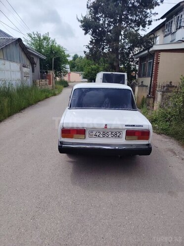 LADA (VAZ) 2107-4