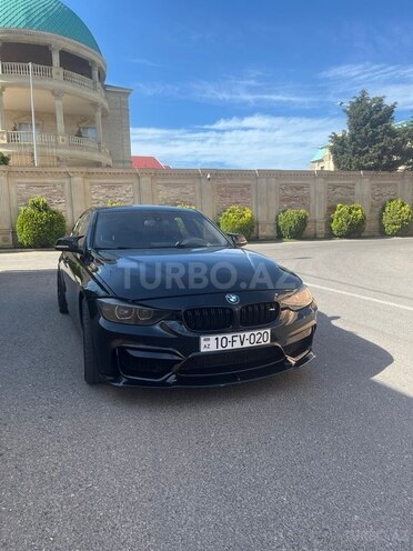 BMW 330-1