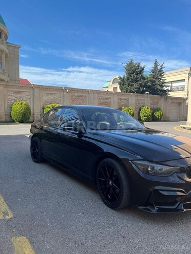 BMW 330-8