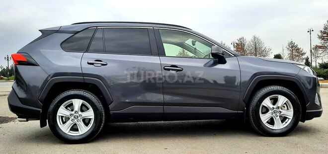 Toyota RAV4-5