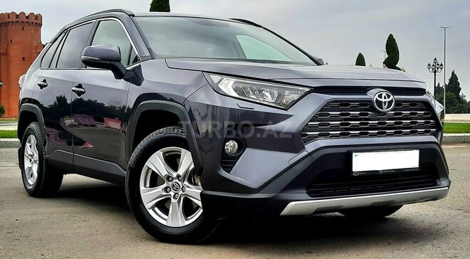 Toyota RAV4-1