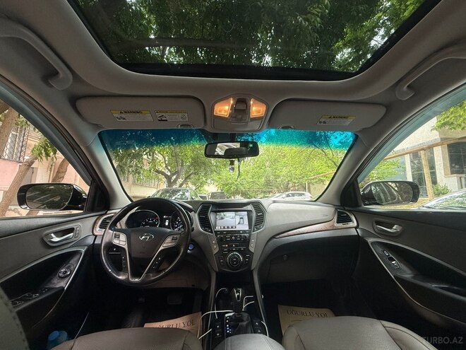 Hyundai Santa Fe-14