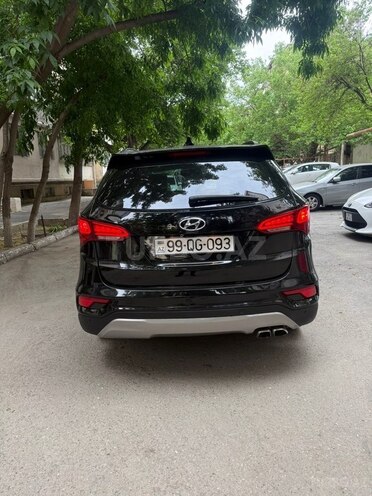 Hyundai Santa Fe-6