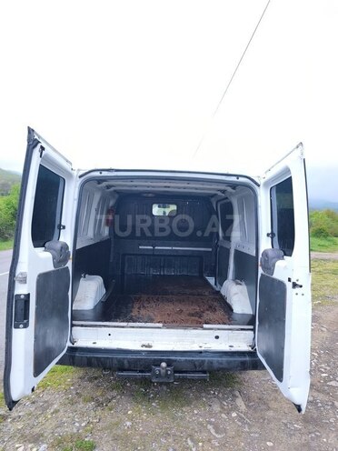 Ford Transit-8