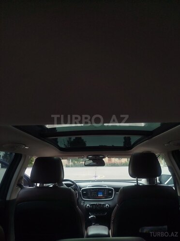 Kia Sorento-14