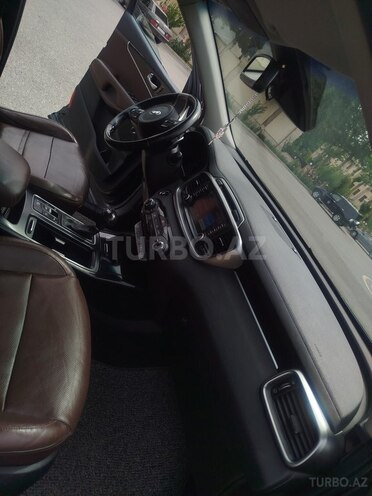 Kia Sorento-17