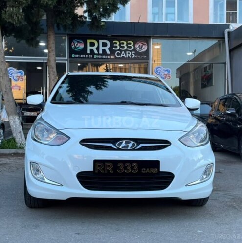 Hyundai Accent-1