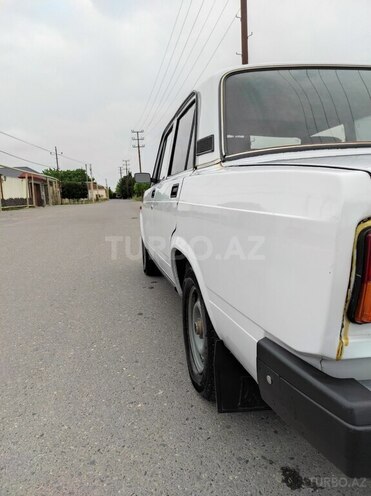 LADA (VAZ) 2107-5