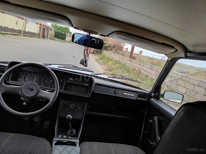 LADA (VAZ) 2107-17