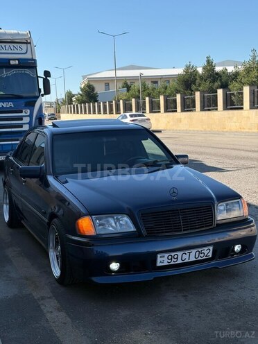 Mercedes C 240-10