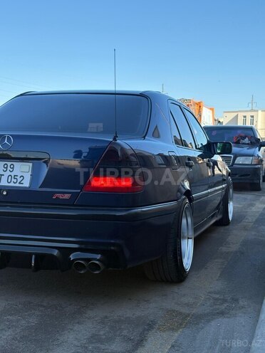 Mercedes C 240-6
