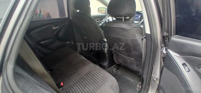 Hyundai Tucson-12