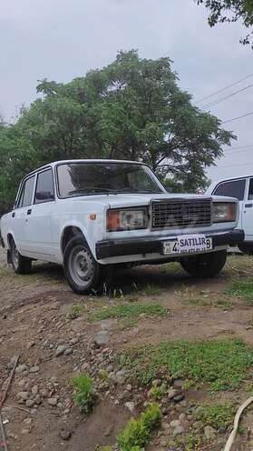 LADA (VAZ) 2107-2