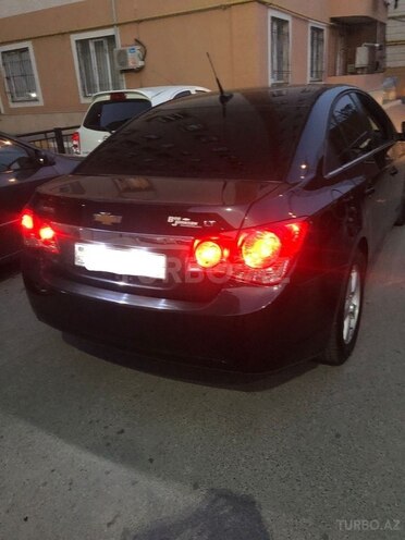 Chevrolet Cruze-6