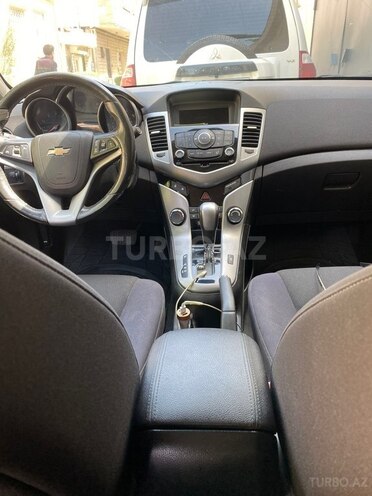 Chevrolet Cruze-2