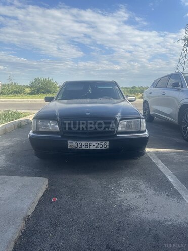 Mercedes C 200-1