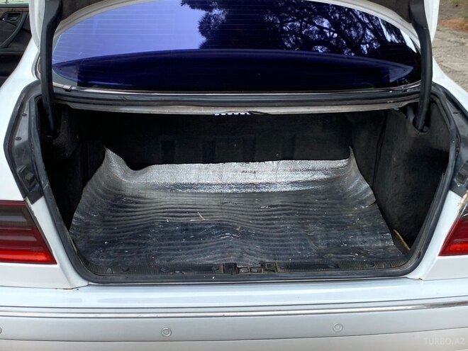 Mercedes E 290-14