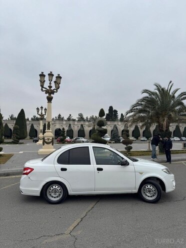 Saipa Saina-12