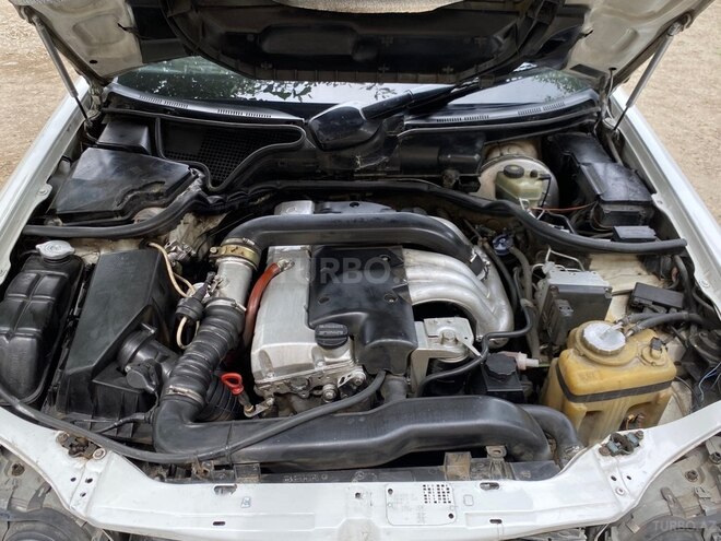 Mercedes E 290-16