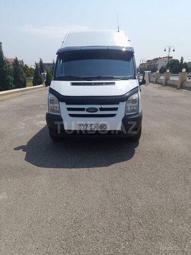 Ford Transit-1