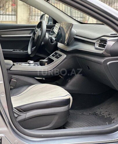 BYD Destroyer 05-13
