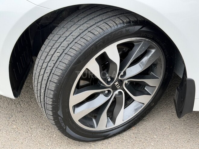 Kia Optima-25