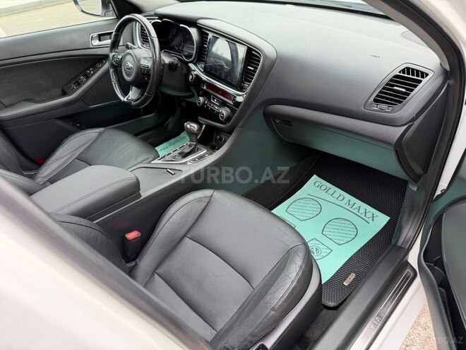 Kia Optima-13