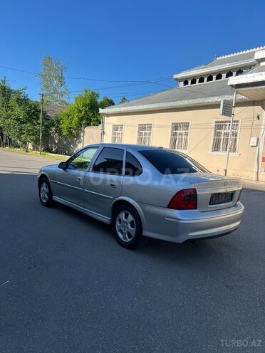 Opel Vectra-20