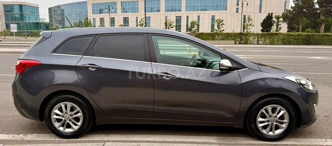 Hyundai i30-2