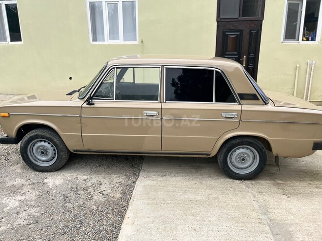 LADA (VAZ) 2106-4