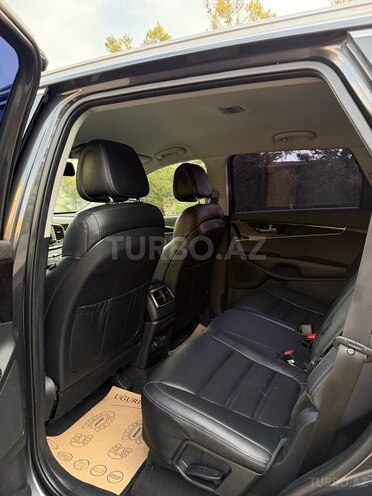 Kia Sorento-10