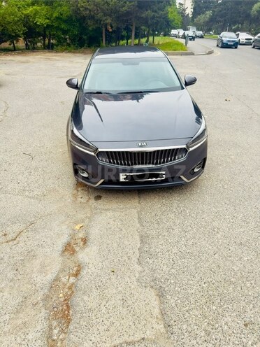 Kia K7-3